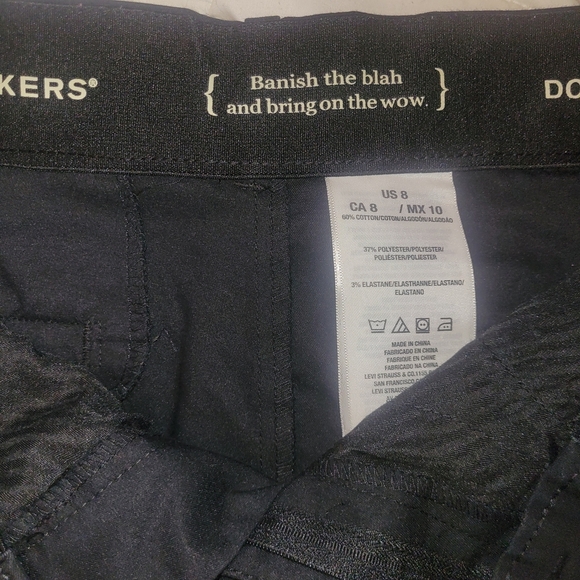 Dockers Black Bermuda Shorts 8 - Picture 2 of 3
